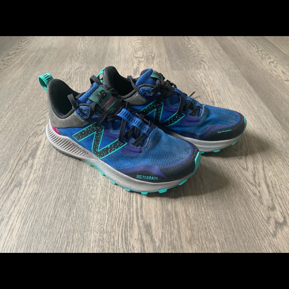 Women’s 7.5 NB running shoes
